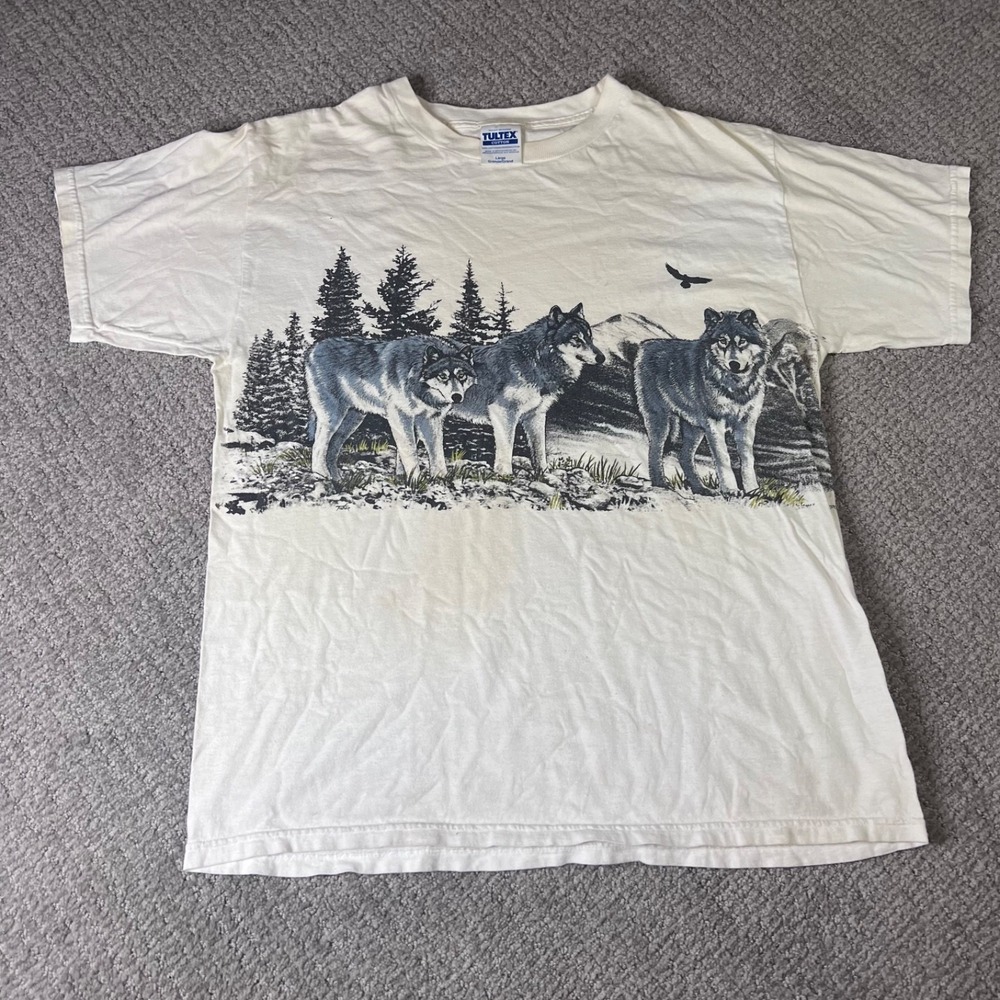 Nature Wolf Pack White T-shirt ADULT L
